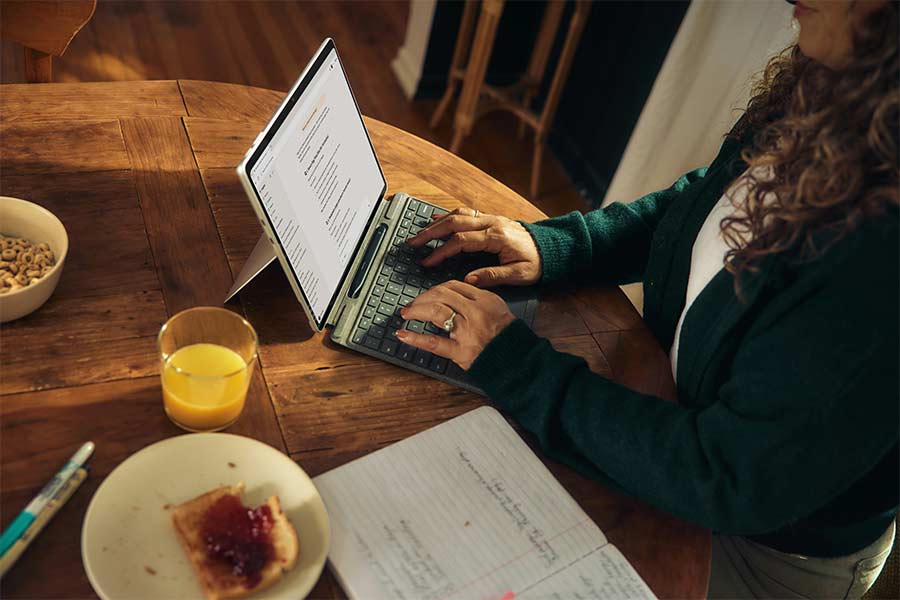 Image [1]-10 Low-Risk Remote Side Hustles for Students & Global Beginners (2026)-DluxeWin Insights